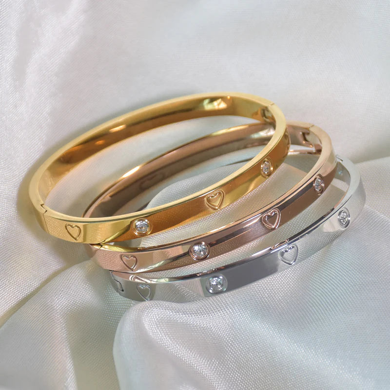 Heart Stack Bangle Set – Timeless Elegance in Three Tones